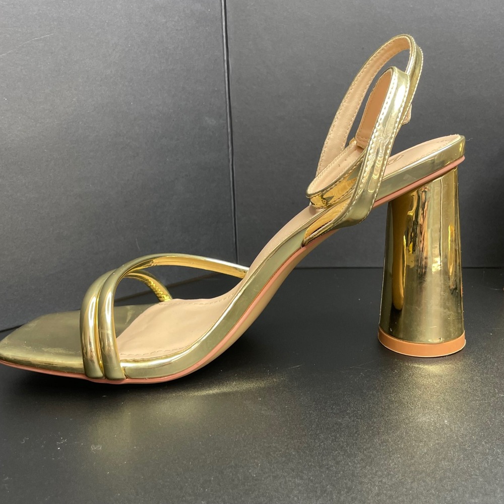 Ribongz Gold Metallic Strappy Block Heels‎ Square Toe Sandals Size 8.5